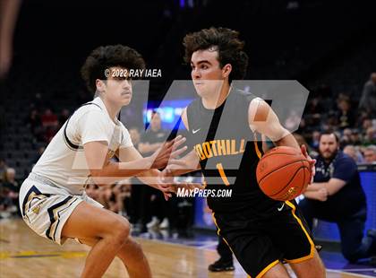 Thumbnail 2 in Foothill vs. Elk Grove (CIF State DII Final) photogallery.