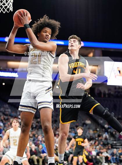 Thumbnail 1 in Foothill vs. Elk Grove (CIF State DII Final) photogallery.
