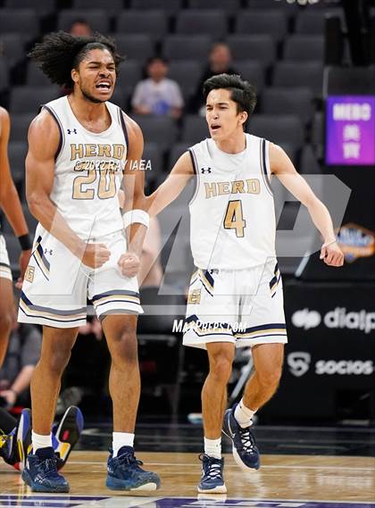 Thumbnail 1 in Foothill vs. Elk Grove (CIF State DII Final) photogallery.