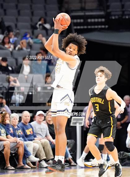 Thumbnail 1 in Foothill vs. Elk Grove (CIF State DII Final) photogallery.