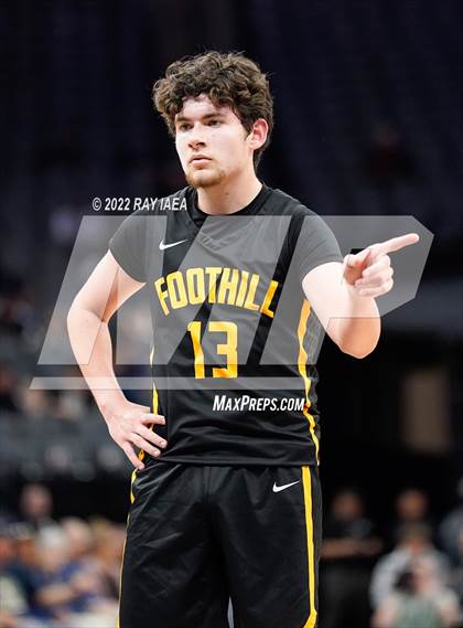 Thumbnail 3 in Foothill vs. Elk Grove (CIF State DII Final) photogallery.