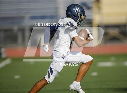 Thumbnail 2 in Notre Dame (SO) @ Sierra Canyon photogallery.