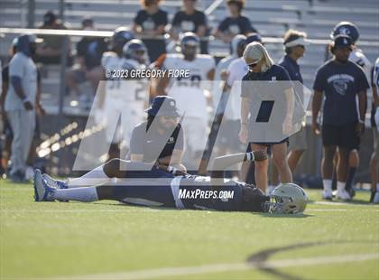Thumbnail 2 in Notre Dame (SO) @ Sierra Canyon photogallery.