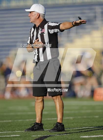 Thumbnail 1 in Notre Dame (SO) @ Sierra Canyon photogallery.