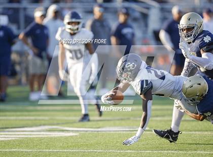 Thumbnail 3 in Notre Dame (SO) @ Sierra Canyon photogallery.