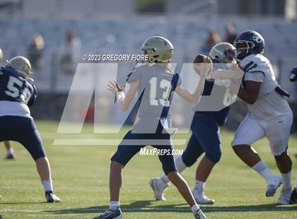 Thumbnail 2 in Notre Dame (SO) @ Sierra Canyon photogallery.