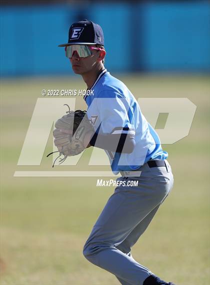 Thumbnail 3 in Salpointe Catholic vs Enid (Lancer Baseball Classic) photogallery.
