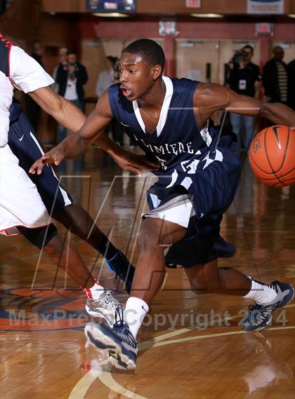 Thumbnail 2 in Prime Prep vs. La Lumiere (Tarkanian Classic) photogallery.