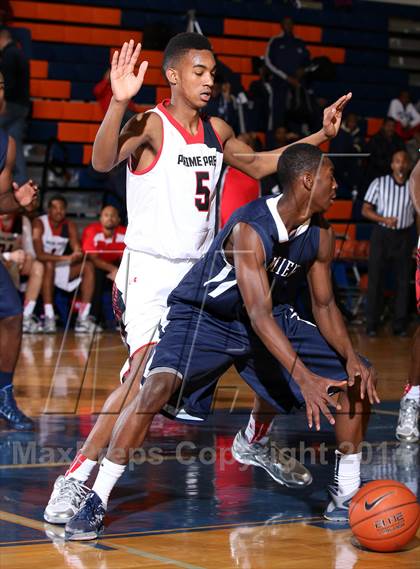 Thumbnail 3 in Prime Prep vs. La Lumiere (Tarkanian Classic) photogallery.