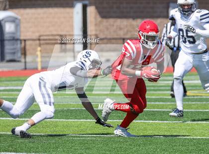 Thumbnail 3 in St. John's vs. St. John's Prep photogallery.
