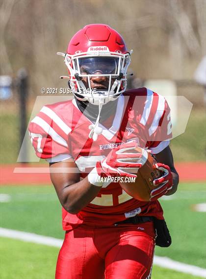 Thumbnail 3 in St. John's vs. St. John's Prep photogallery.