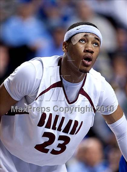 Thumbnail 2 in Ballard vs. Shelby Valley (KHSAA Sweet 16 Final) photogallery.