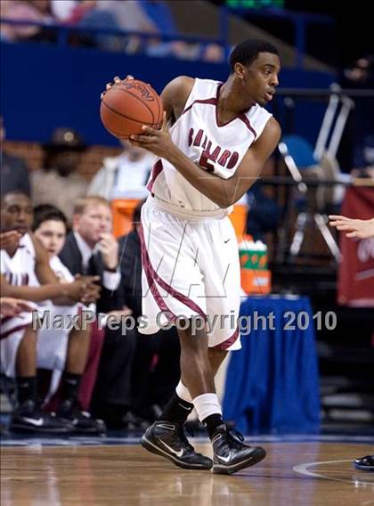 Thumbnail 2 in Ballard vs. Shelby Valley (KHSAA Sweet 16 Final) photogallery.