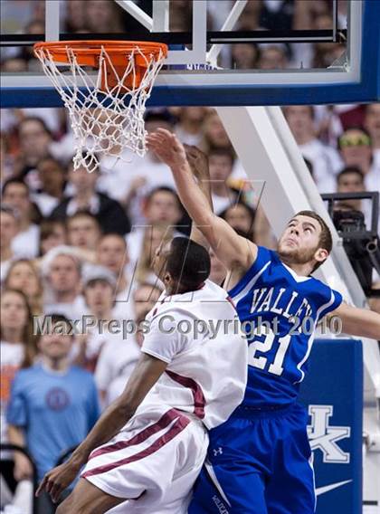 Thumbnail 1 in Ballard vs. Shelby Valley (KHSAA Sweet 16 Final) photogallery.
