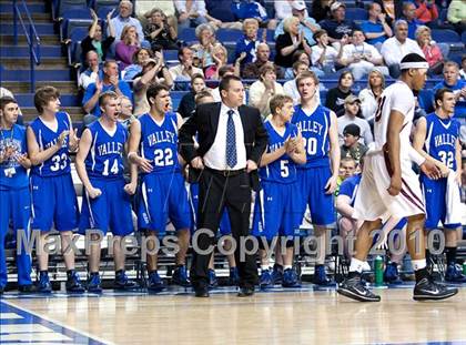 Thumbnail 2 in Ballard vs. Shelby Valley (KHSAA Sweet 16 Final) photogallery.