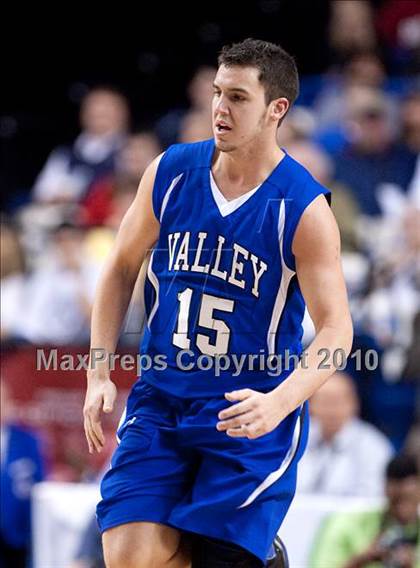 Thumbnail 1 in Ballard vs. Shelby Valley (KHSAA Sweet 16 Final) photogallery.