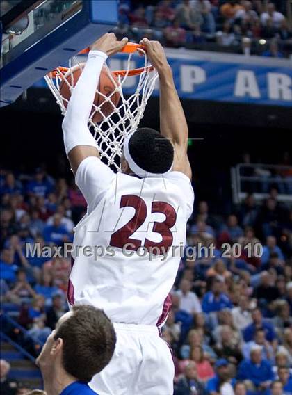Thumbnail 1 in Ballard vs. Shelby Valley (KHSAA Sweet 16 Final) photogallery.