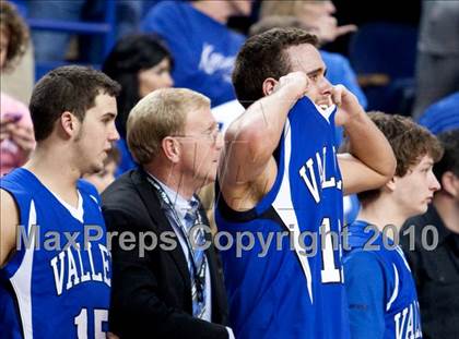 Thumbnail 1 in Ballard vs. Shelby Valley (KHSAA Sweet 16 Final) photogallery.