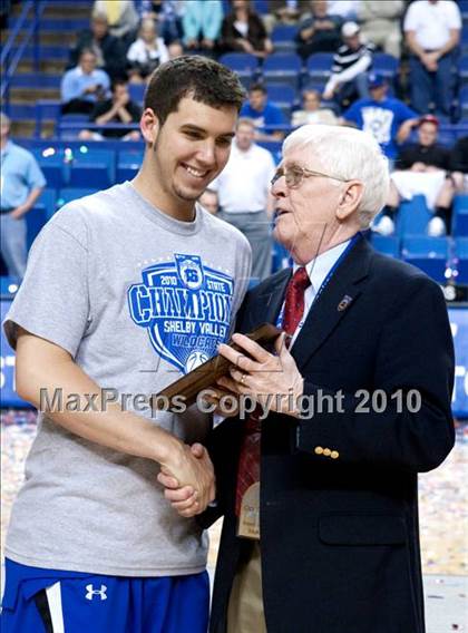 Thumbnail 3 in Ballard vs. Shelby Valley (KHSAA Sweet 16 Final) photogallery.