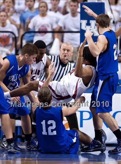 Thumbnail 1 in Ballard vs. Shelby Valley (KHSAA Sweet 16 Final) photogallery.