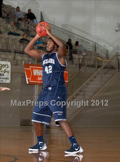 Thumbnail 1 in Marcus vs. Richland (Whataburger Tournament) photogallery.