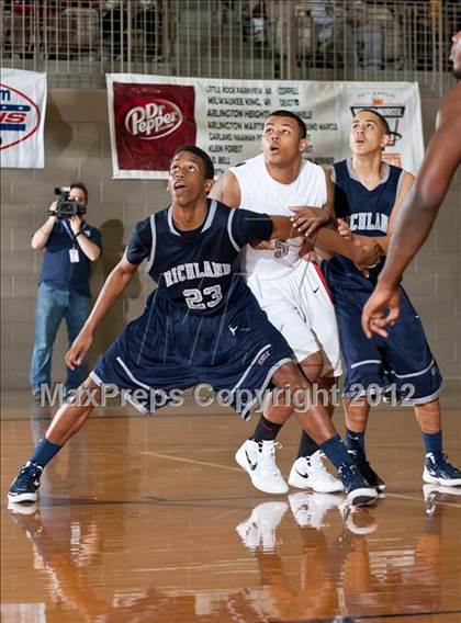 Thumbnail 2 in Marcus vs. Richland (Whataburger Tournament) photogallery.