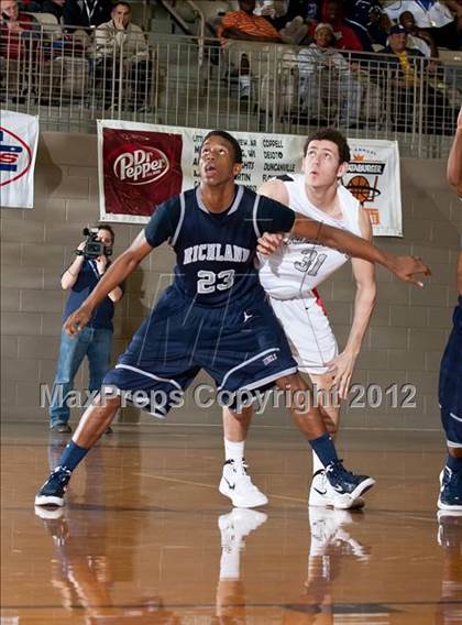 Thumbnail 2 in Marcus vs. Richland (Whataburger Tournament) photogallery.