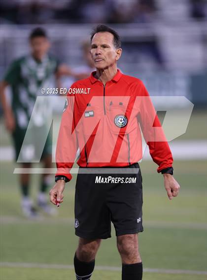 Thumbnail 3 in Bellarmine College Prep @ De La Salle (CIF NorCal D1 Semifinal) photogallery.