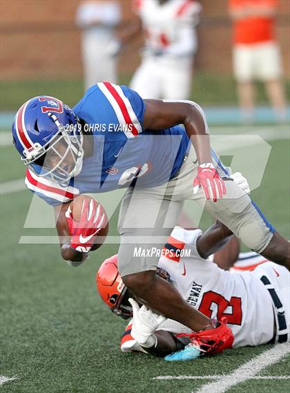 Thumbnail 1 in Ridgeway @ Memphis University photogallery.