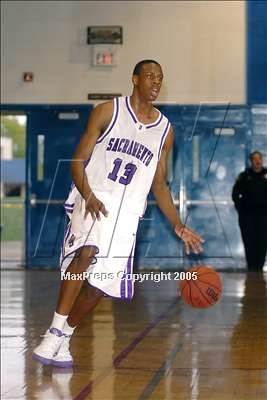 Thumbnail 3 in Center vs. Sacramento (Hoops for Hungry) photogallery.