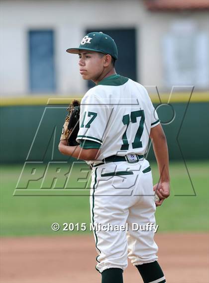 Thumbnail 3 in Independence vs. Garces Memorial photogallery.