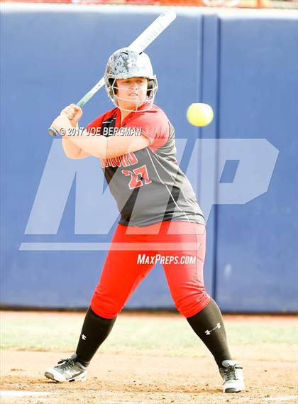 Thumbnail 2 in Coalinga vs. Rosamond (CIF CS D5 Final) photogallery.
