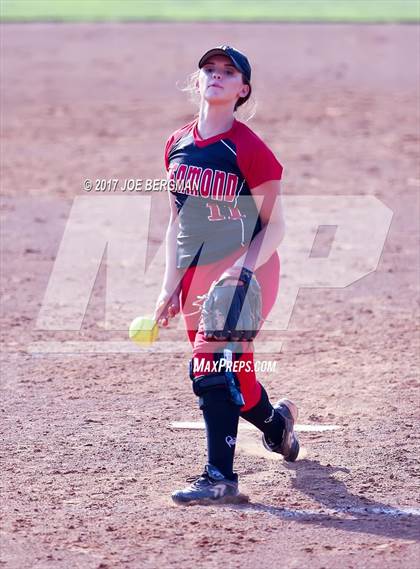 Thumbnail 3 in Coalinga vs. Rosamond (CIF CS D5 Final) photogallery.