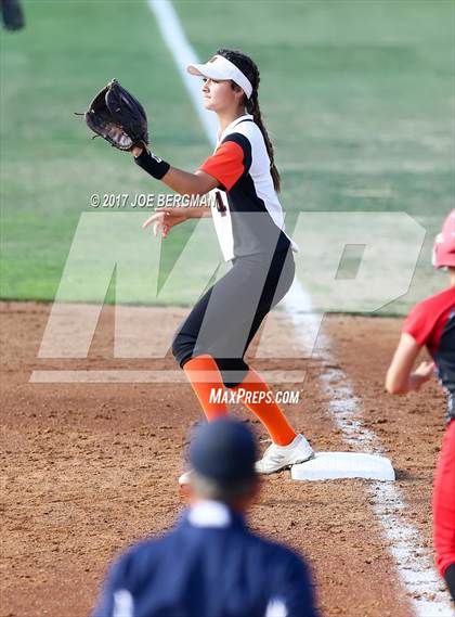 Thumbnail 1 in Coalinga vs. Rosamond (CIF CS D5 Final) photogallery.