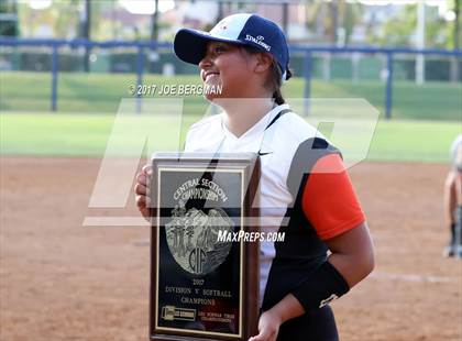 Thumbnail 2 in Coalinga vs. Rosamond (CIF CS D5 Final) photogallery.