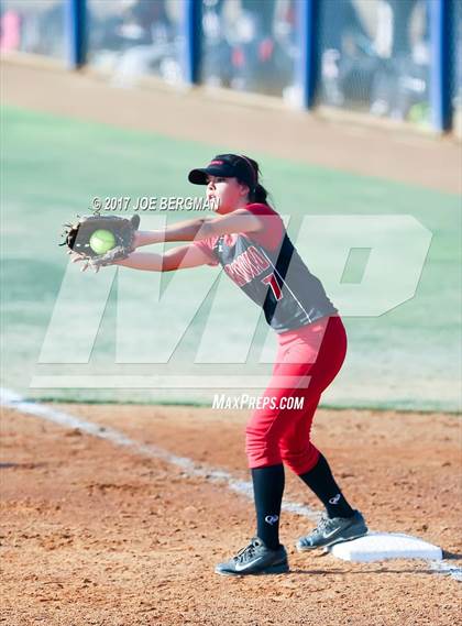 Thumbnail 1 in Coalinga vs. Rosamond (CIF CS D5 Final) photogallery.