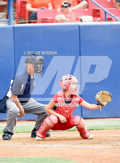 Thumbnail 1 in Coalinga vs. Rosamond (CIF CS D5 Final) photogallery.