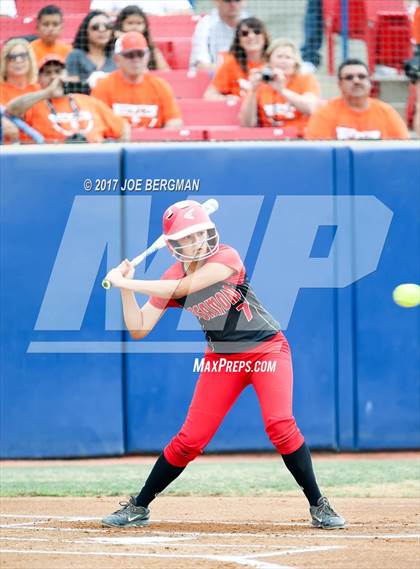 Thumbnail 1 in Coalinga vs. Rosamond (CIF CS D5 Final) photogallery.