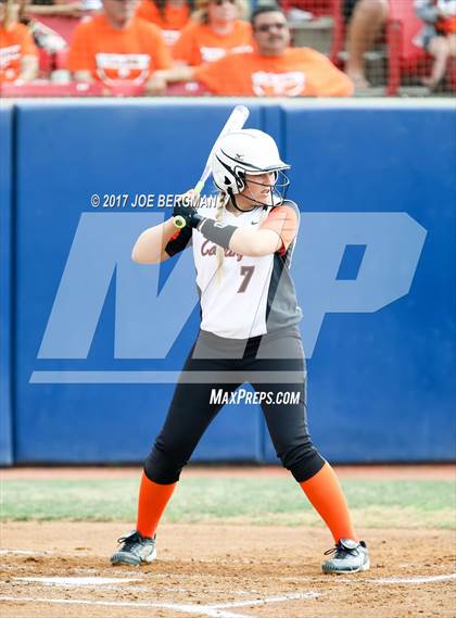 Thumbnail 1 in Coalinga vs. Rosamond (CIF CS D5 Final) photogallery.