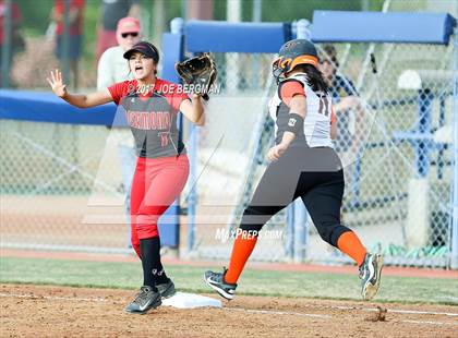 Thumbnail 3 in Coalinga vs. Rosamond (CIF CS D5 Final) photogallery.