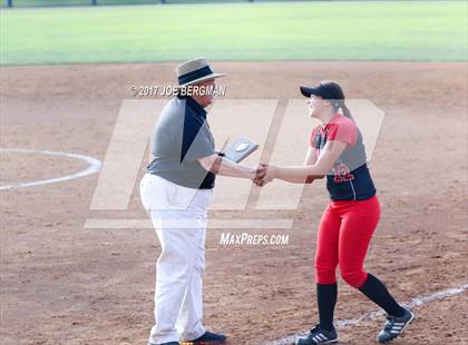 Thumbnail 3 in Coalinga vs. Rosamond (CIF CS D5 Final) photogallery.