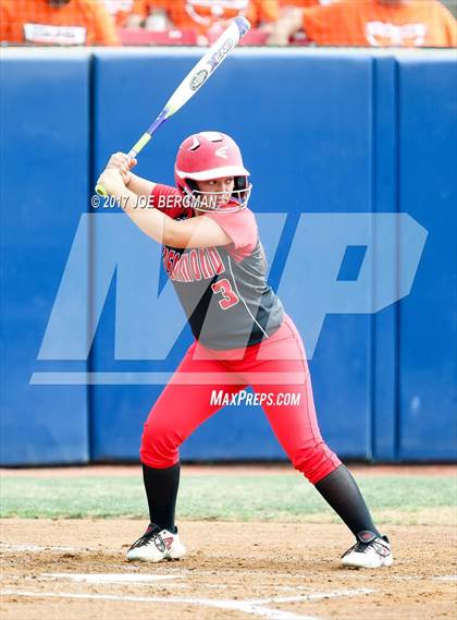 Thumbnail 1 in Coalinga vs. Rosamond (CIF CS D5 Final) photogallery.