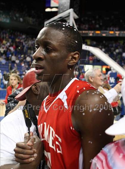 Thumbnail 1 in Holmes vs Central (Ky. Sweet 16 Final) photogallery.
