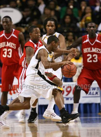 Thumbnail 2 in Holmes vs Central (Ky. Sweet 16 Final) photogallery.