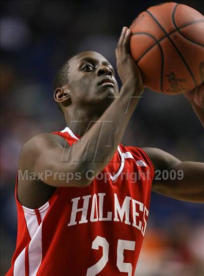 Thumbnail 2 in Holmes vs Central (Ky. Sweet 16 Final) photogallery.