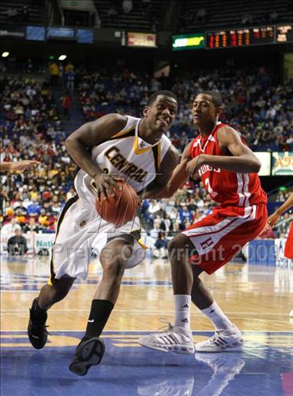 Thumbnail 3 in Holmes vs Central (Ky. Sweet 16 Final) photogallery.