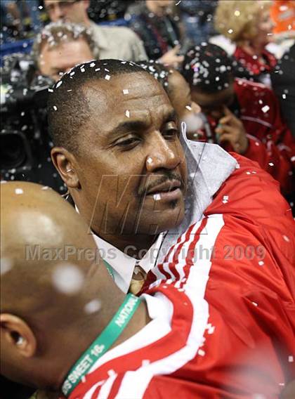 Thumbnail 2 in Holmes vs Central (Ky. Sweet 16 Final) photogallery.