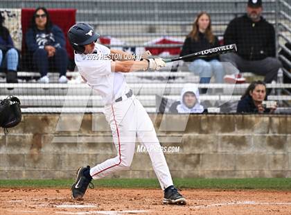 Thumbnail 2 in Aquinas vs. Yorba Linda (National Classic) photogallery.