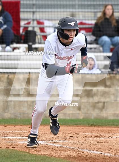 Thumbnail 2 in Aquinas vs. Yorba Linda (National Classic) photogallery.