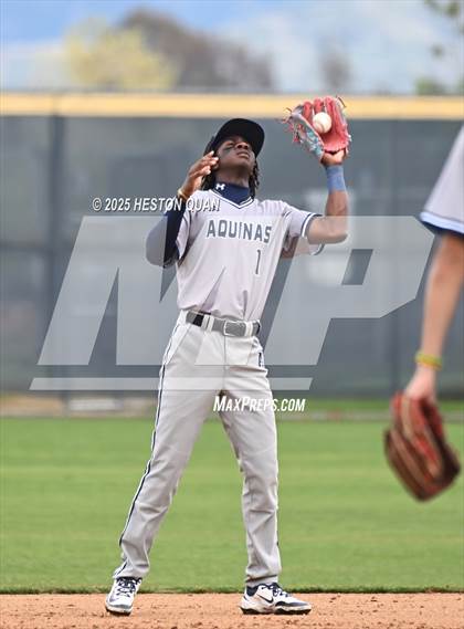 Thumbnail 3 in Aquinas vs. Yorba Linda (National Classic) photogallery.